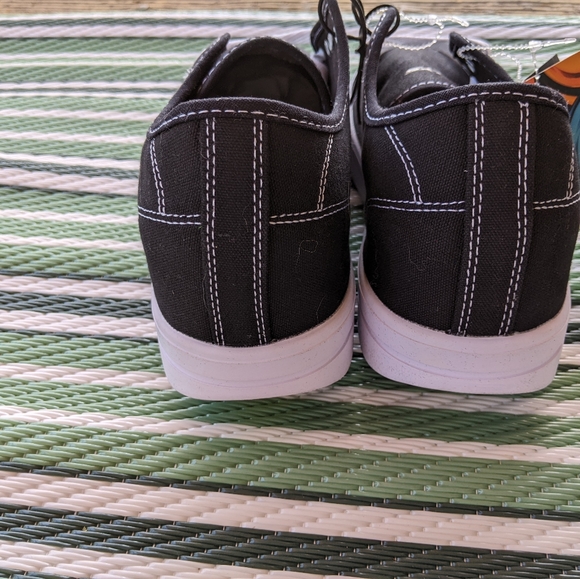 COPY - Adult Heelys NWT Men 10 - Picture 3 of 6